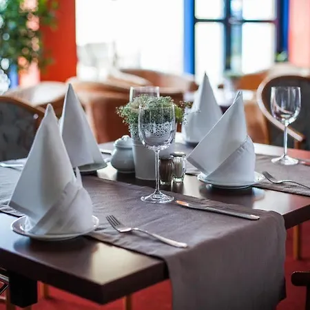 Atut W Licheniu Hotel 4*